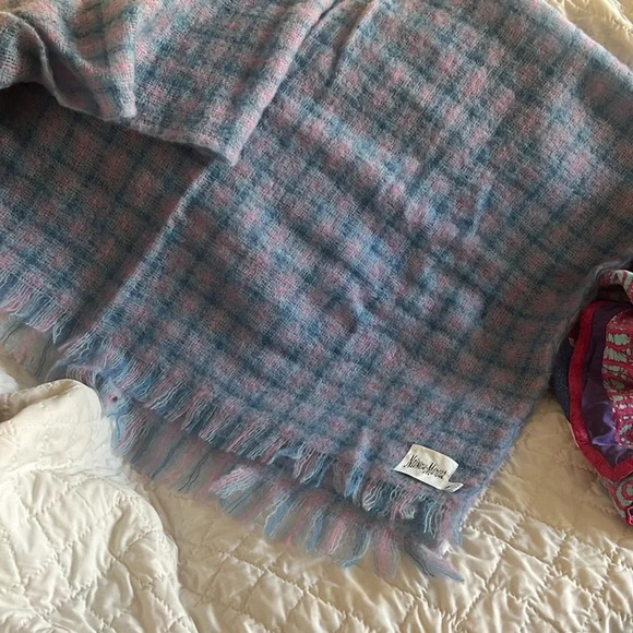 Neiman Marcus Scotland Wool Mohair Knit Colorful Plaid Throw Blanket - Picture 6 of 6